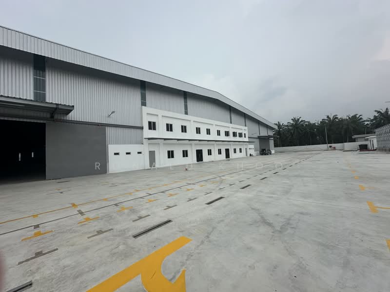 Gudang untuk Disewa di Teluk Panglima Garang (Banting) - Ronald Khoo - Exterior - PropertyGuru.com.my