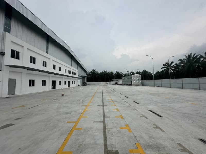 Gudang untuk Disewa di Teluk Panglima Garang (Banting) - Ronald Khoo - Exterior - PropertyGuru.com.my