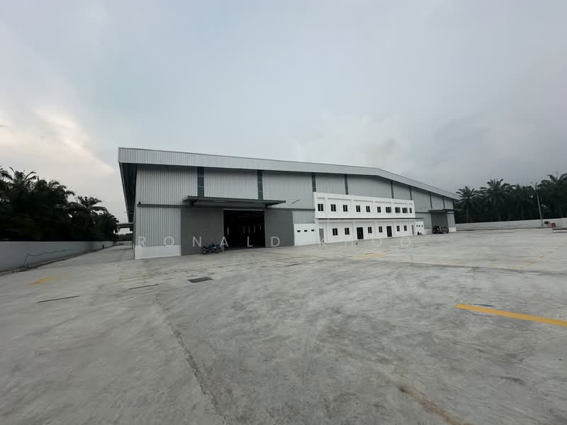Gudang untuk Disewa di Teluk Panglima Garang (Banting) - Ronald Khoo - Exterior - PropertyGuru.com.my