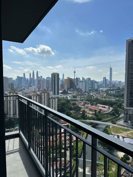 Pangsapuri untuk Disewa di Residensi Max - Raymond Ho - Balcony - PropertyGuru.com.my