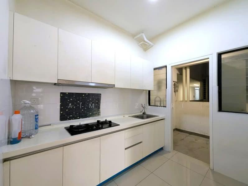 Kondominium untuk Dijual di The Greens (Residensi Hijauan) @ Subang West - Zaimah Zamri - Kitchen - PropertyGuru.com.my