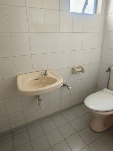 Condominium for Sale at Mont Kiara Astana - Sung You Sheng - Bathroom - PropertyGuru.com.my