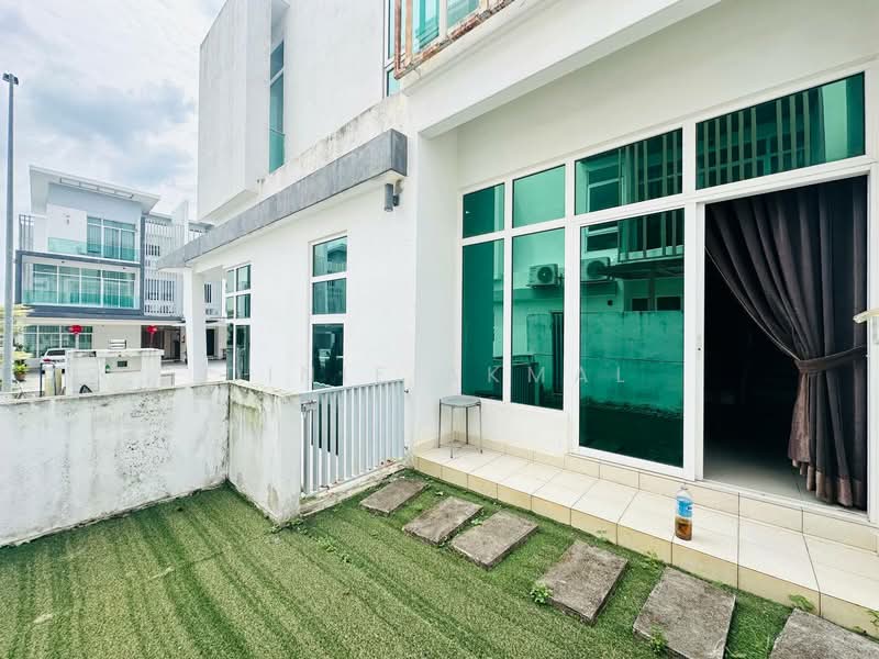 Semi-Detached House for Sale in Cyberjaya (Selangor) - Dinie Akmal - PropertyGuru.com.my
