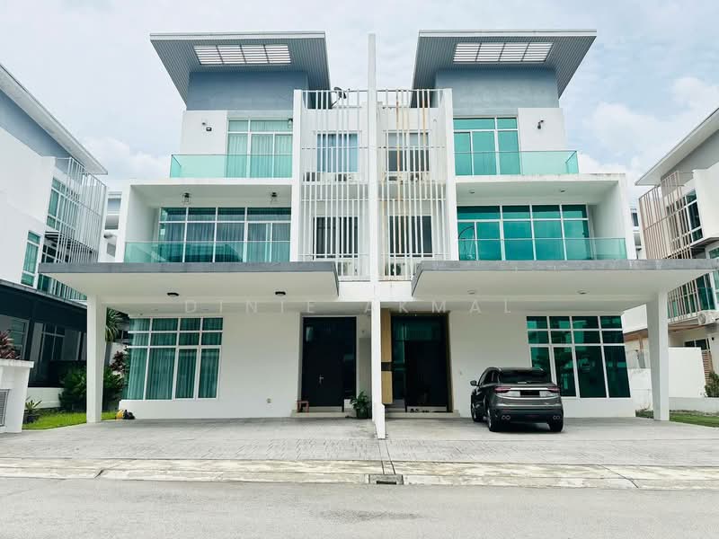 Semi-Detached House for Sale in Cyberjaya (Selangor) - Dinie Akmal - PropertyGuru.com.my