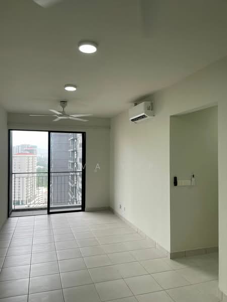Pangsapuri untuk Disewa di Residensi Max - Eva Yap - Living Room - PropertyGuru.com.my