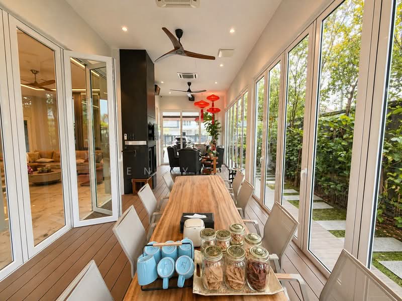 Rumah Berkembar untuk Dijual di Temasya Glenmarie (Glenmarie) - Kenny Chua - Living Room - PropertyGuru.com.my
