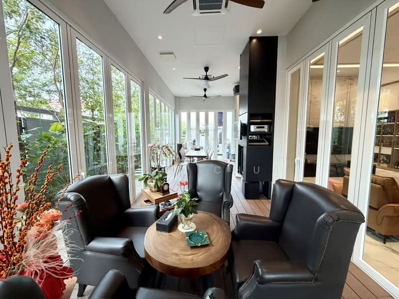 Rumah Berkembar untuk Dijual di Temasya Glenmarie (Glenmarie) - Kenny Chua - Living Room - PropertyGuru.com.my