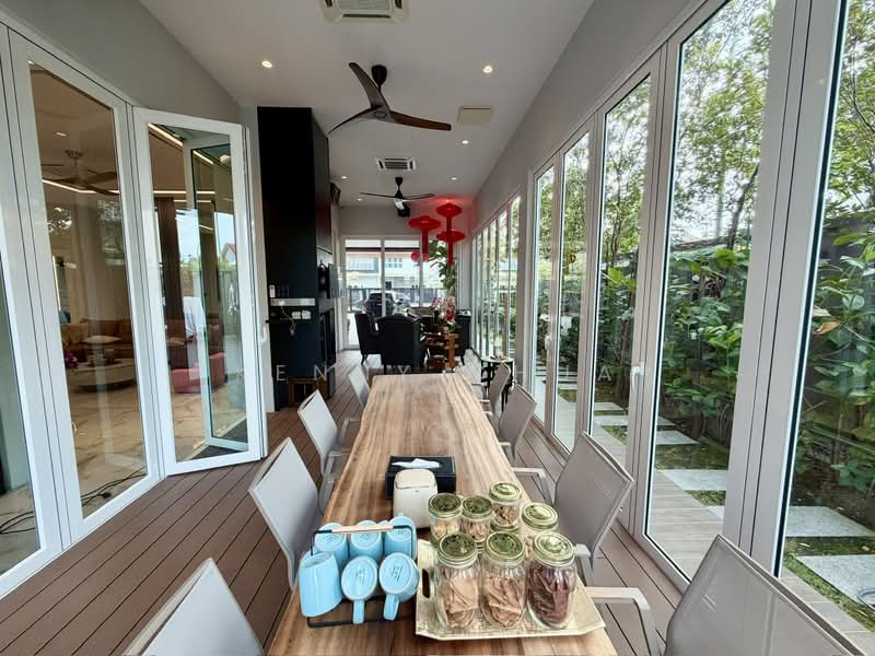 Rumah Berkembar untuk Dijual di Temasya Glenmarie (Glenmarie) - Kenny Chua - Dining Room - PropertyGuru.com.my