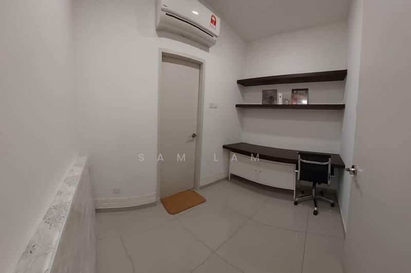 Servis Apartment untuk Dijual di i-SOHO @ i-City - Sam Lam - Study - PropertyGuru.com.my