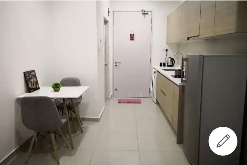 Servis Apartment untuk Dijual di i-SOHO @ i-City - Sam Lam - Kitchen - PropertyGuru.com.my