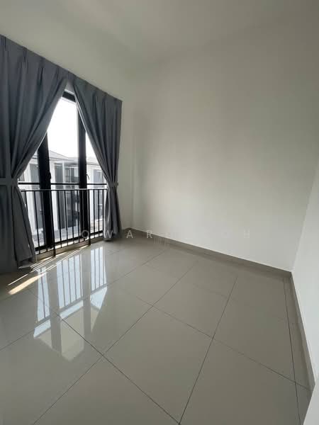 Townhouse for Sale in Setia Alam (Selangor) - Howard Soh - Balcony - PropertyGuru.com.my