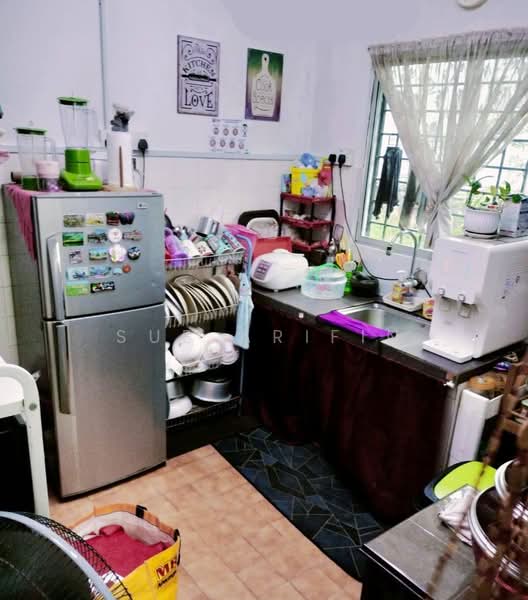 2-storey Terraced House for Sale in Kepong (Kuala Lumpur) - Sue Arifin - Kitchen - PropertyGuru.com.my