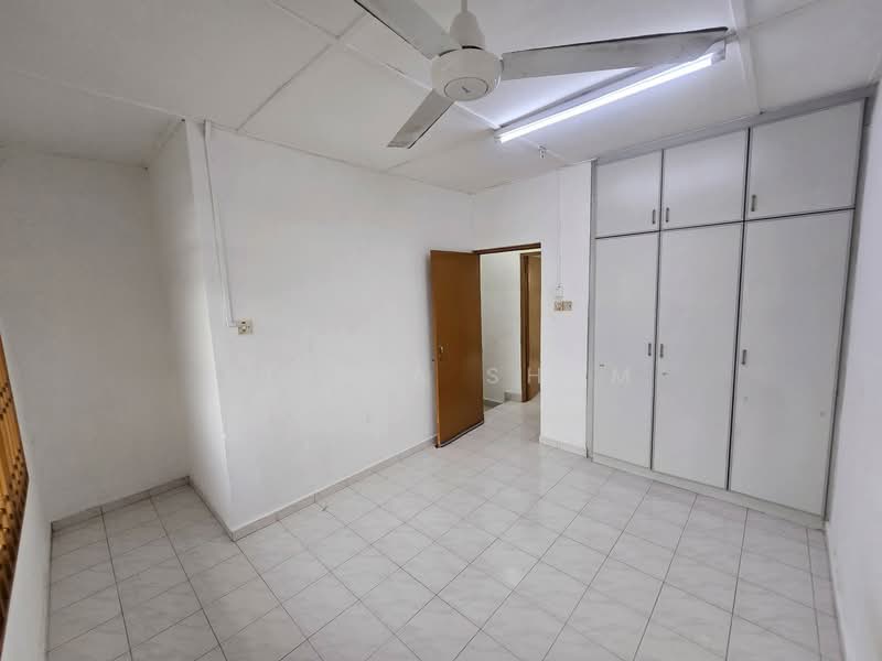 2-storey Terraced House for Rent in Taman Johor Jaya (Johor Bahru) - Alicia Shum - PropertyGuru.com.my