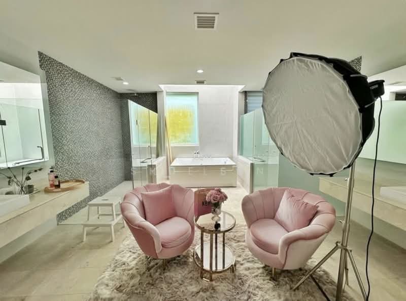 Semi-Detached House for Sale in Tropicana Indah (Kota Damansara) - Shue Sen - Bathroom - PropertyGuru.com.my