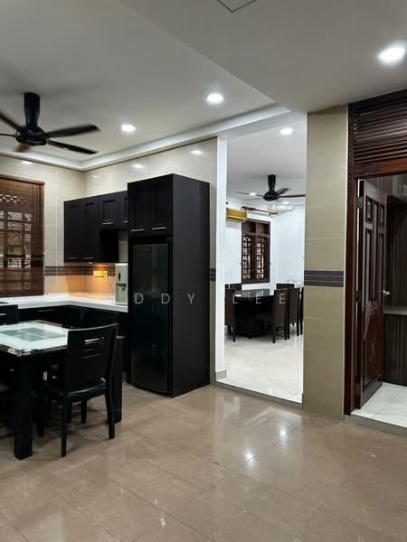 Semi-Detached House for Rent in Kajang (Selangor) - Eddy Lee - Kitchen - PropertyGuru.com.my