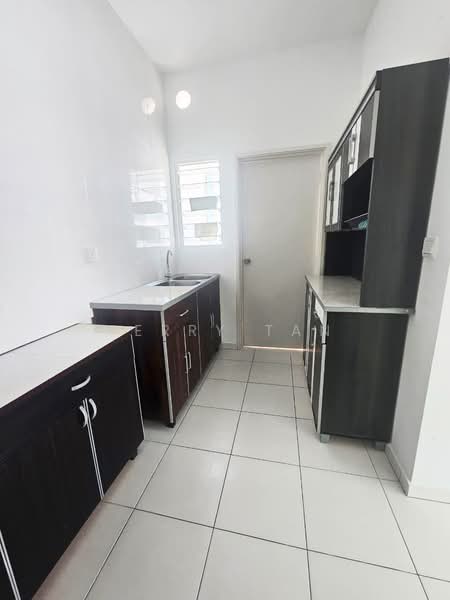 Condominium for Rent at i-Santorini - Jerry Tan - Kitchen - PropertyGuru.com.my
