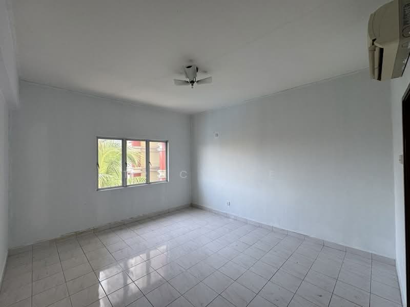 Condominium for Sale at Villa Lagenda - Tracy Lee - Interior - PropertyGuru.com.my