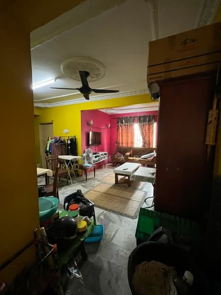 Apartment for Sale at Astana Alam Apartment 2 - Ahmad Firdaus Mahmod - Living Room - PropertyGuru.com.my