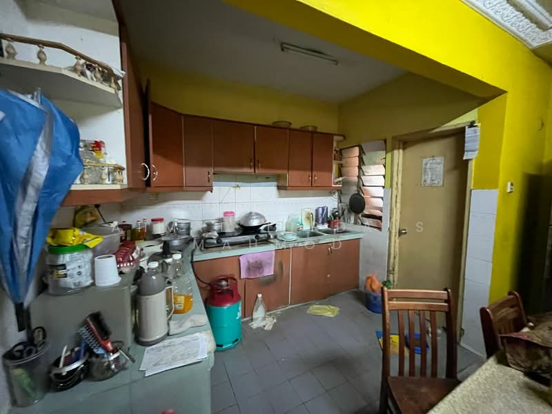 Apartment for Sale at Astana Alam Apartment 2 - Ahmad Firdaus Mahmod - Kitchen - PropertyGuru.com.my