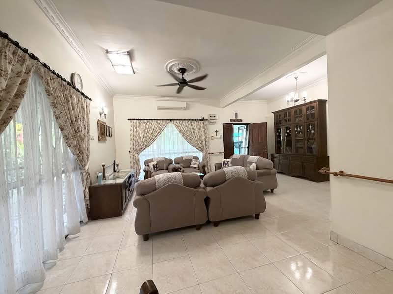 Semi-Detached House for Sale in Taman Setia 2 (Balakong) - Kris Tan - Living Room - PropertyGuru.com.my