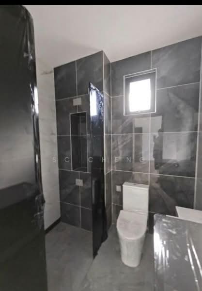 Rumah Banglo untuk Dijual di Johor Bahru (Johor) - SC Cheng - Bathroom - PropertyGuru.com.my