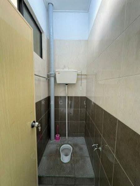 Rumah Teres 1 Tingkat untuk Disewa di Taman Selayang Jaya (Selayang) - Tracy Lee - Bathroom - PropertyGuru.com.my