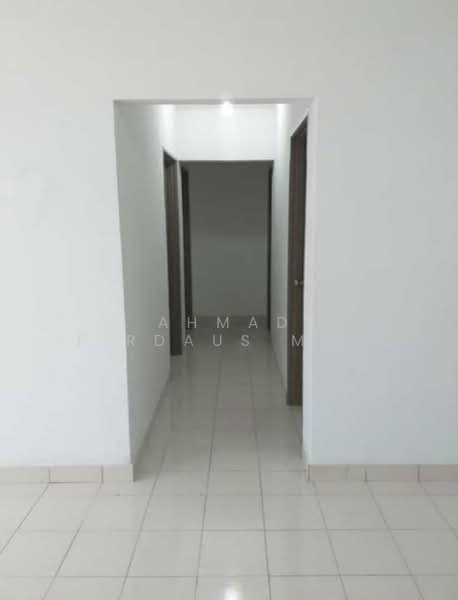 Pangsapuri untuk Dijual di Alam Prima - Ahmad Firdaus Mahmod - Corridor - PropertyGuru.com.my