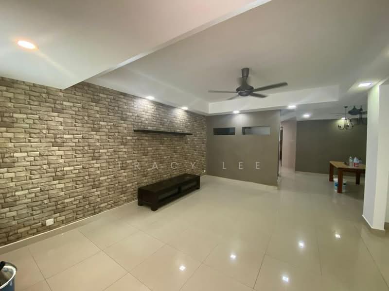 Rumah Teres 2.5 Tingkat untuk Dijual di Laman Rimbunan (Kepong) - Tracy Lee - Living Room - PropertyGuru.com.my
