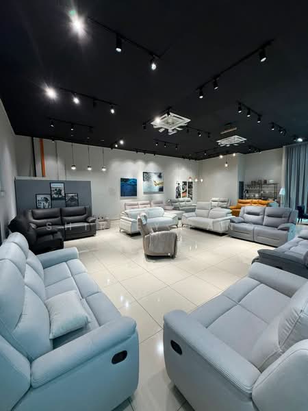 Kilang untuk Dijual di Taman Desa Cemerlang (Ulu Tiram) - Shirley Pang - Living Room - PropertyGuru.com.my