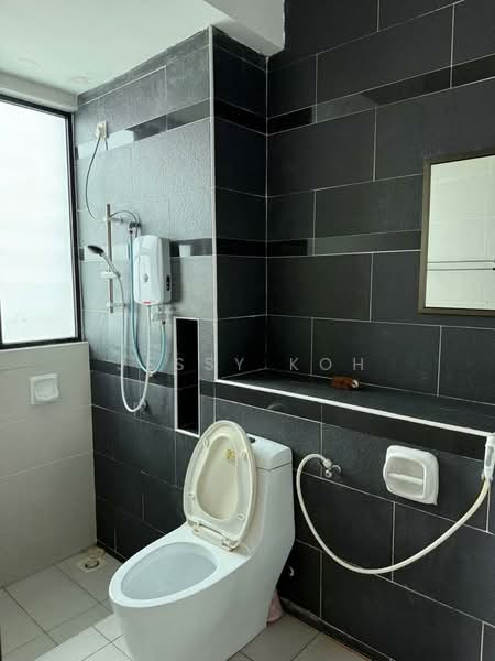 Service Residence for Rent at The Sky Executive Suites - Jessy Koh - Bathroom - PropertyGuru.com.my