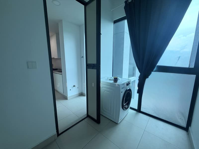 Kondominium untuk Dijual di One Central Park - Jessie Kee - Kitchen - PropertyGuru.com.my