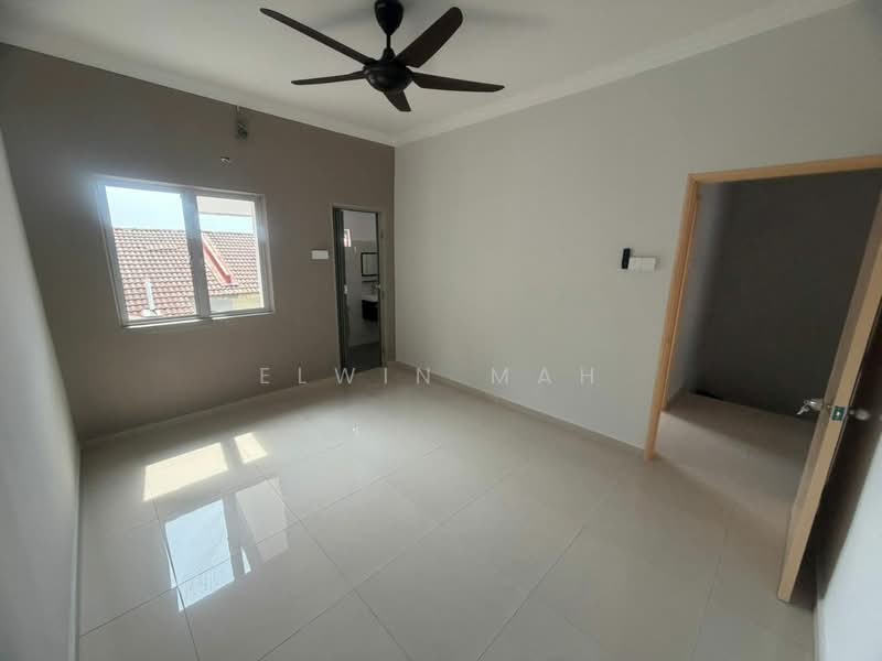 Rumah Teres 2 Tingkat untuk Dijual di Rawang Perdana 2 (Rawang) - Elwin Mah - PropertyGuru.com.my