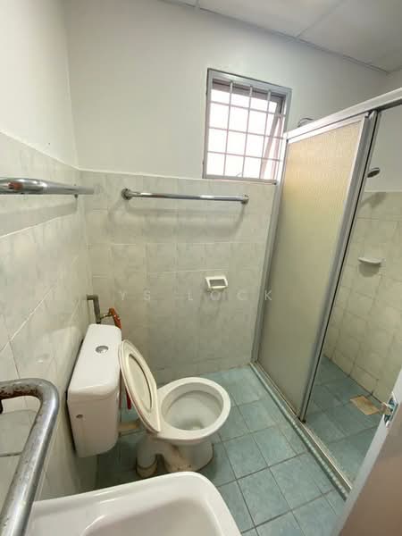 Condominium for Rent at Medan Putra Condominium - YS Lock - Bathroom - PropertyGuru.com.my