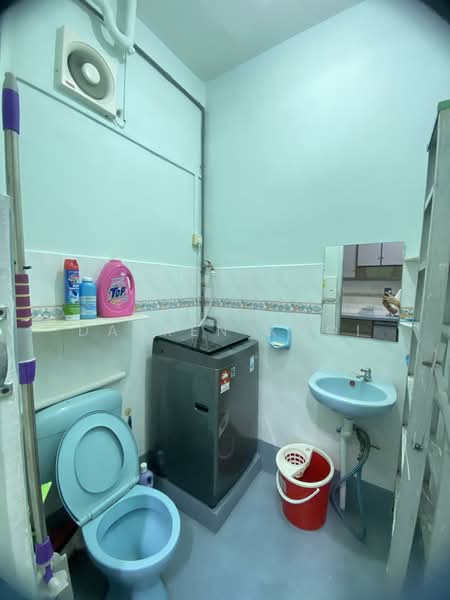 2-storey Terraced House for Sale in Taman Pengkalan Machang (Butterworth) - Darren Kooi - Bathroom - PropertyGuru.com.my