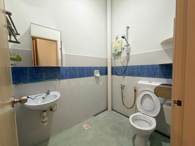 Rumah Teres 1 Tingkat untuk Disewa di Taman JP Perdana (Johor Bahru) - Winson Yap - Bathroom - PropertyGuru.com.my