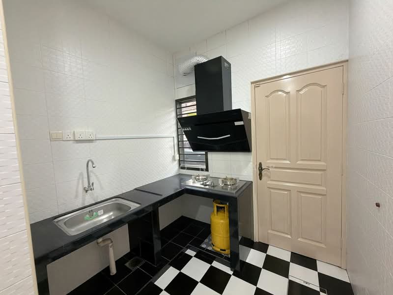 Rumah Teres 1 Tingkat untuk Disewa di Taman JP Perdana (Johor Bahru) - Winson Yap - Kitchen - PropertyGuru.com.my