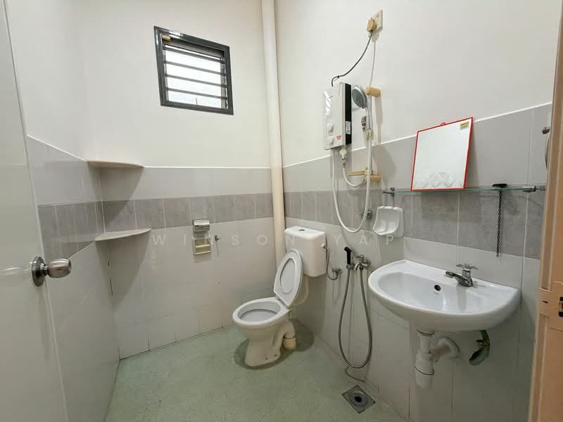 Rumah Teres 1 Tingkat untuk Disewa di Taman JP Perdana (Johor Bahru) - Winson Yap - Bathroom - PropertyGuru.com.my