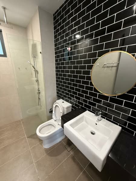 Condominium for Sale at Union Suites - Yea Mey - Bathroom - PropertyGuru.com.my