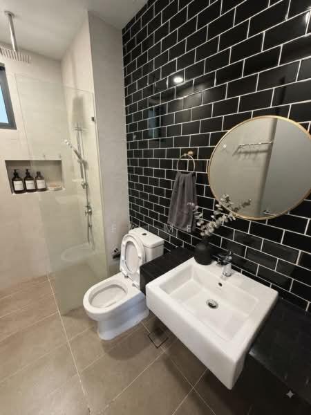 Kondominium untuk Dijual di Union Suites - Yea Mey - Bathroom - PropertyGuru.com.my