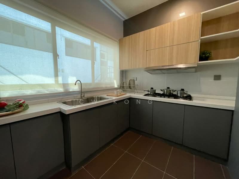 3-storey Terraced House for Sale in Selayang (Selangor) - CW Kong - Kitchen - PropertyGuru.com.my