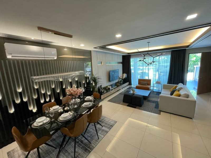 3-storey Terraced House for Sale in Selayang (Selangor) - CW Kong - Living Room - PropertyGuru.com.my
