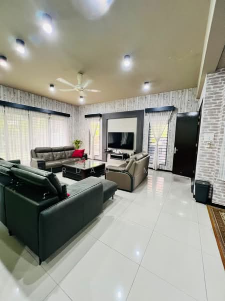 2-storey Terraced House for Sale in Alam Impian Ttdi (Shah Alam) - Ahmad Firdaus Mahmod - Living Room - PropertyGuru.com.my