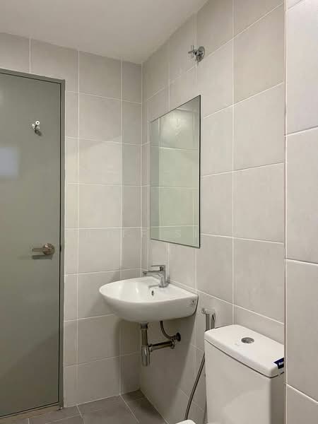 Service Residence for Sale at M Centura - Cliff Siow - Bathroom - PropertyGuru.com.my