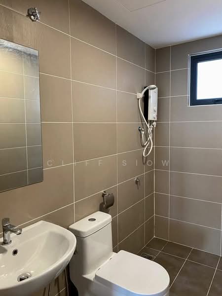 Service Residence for Sale at M Centura - Cliff Siow - Bathroom - PropertyGuru.com.my