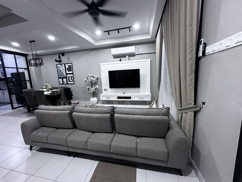 Rumah Teres 2 Tingkat untuk Dijual di Taman Pulai Mutiara (Iskandar Puteri (Nusajaya)) - Ee Fong Toh - Living Room - PropertyGuru.com.my