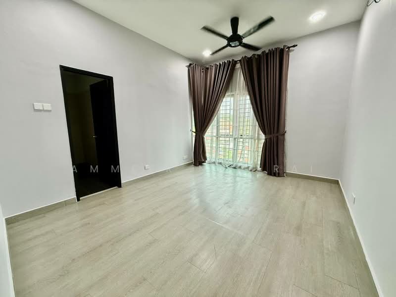 Kondominium untuk Dijual di Lake Vista Residence (Tasik Vista Residen) - Ammeer Nadzrai - Interior - PropertyGuru.com.my