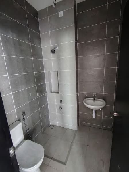 2-storey Terraced House for Sale in Taman Pelangi Indah (Ulu Tiram) - Tracy Ong - Bathroom - PropertyGuru.com.my