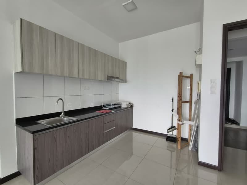 Servis Apartment untuk Dijual di Molek Regency - Claira Ong - Kitchen - PropertyGuru.com.my