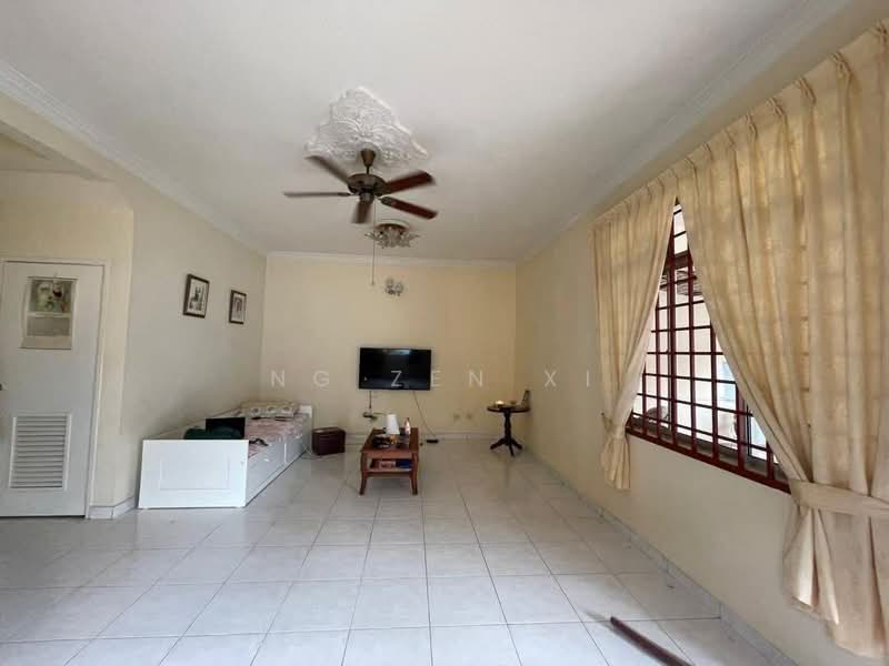 2-storey Terraced House for Sale in Taman Seri Orkid (Skudai) - NG ZEN XI - Living Room - PropertyGuru.com.my