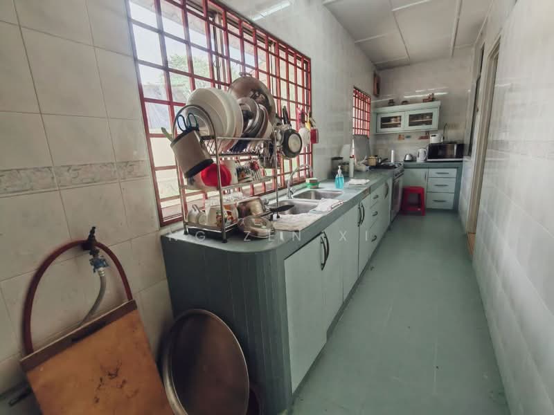 2-storey Terraced House for Sale in Taman Seri Orkid (Skudai) - NG ZEN XI - Kitchen - PropertyGuru.com.my
